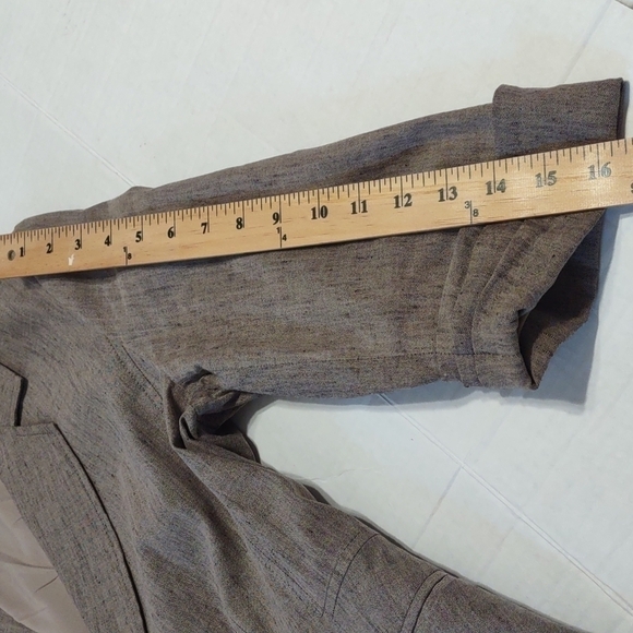 Zozo beige short blazer - Picture 12 of 12